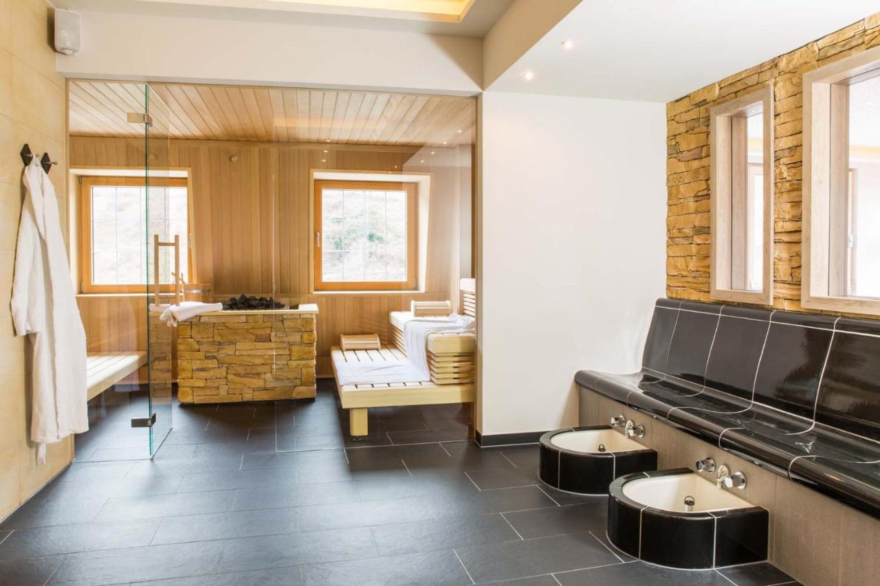 Hotel Deutschherrenhof Zeltingen-Rachtig Kültér fotó