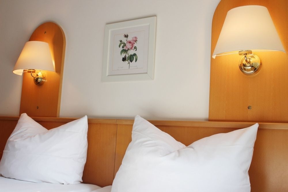 Hotel Deutschherrenhof Zeltingen-Rachtig Kültér fotó