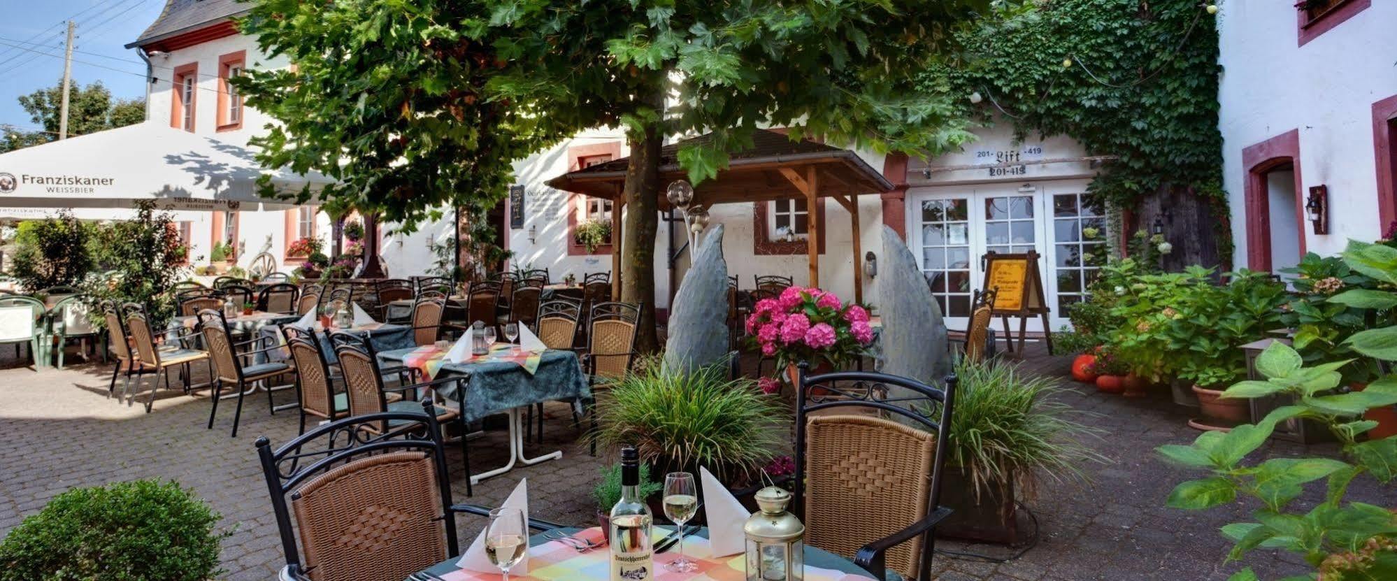 Hotel Deutschherrenhof Zeltingen-Rachtig Kültér fotó