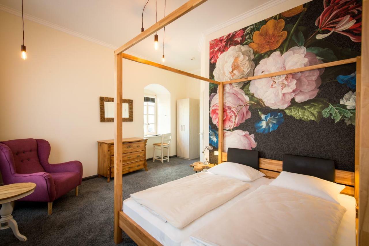 Hotel Deutschherrenhof Zeltingen-Rachtig Kültér fotó