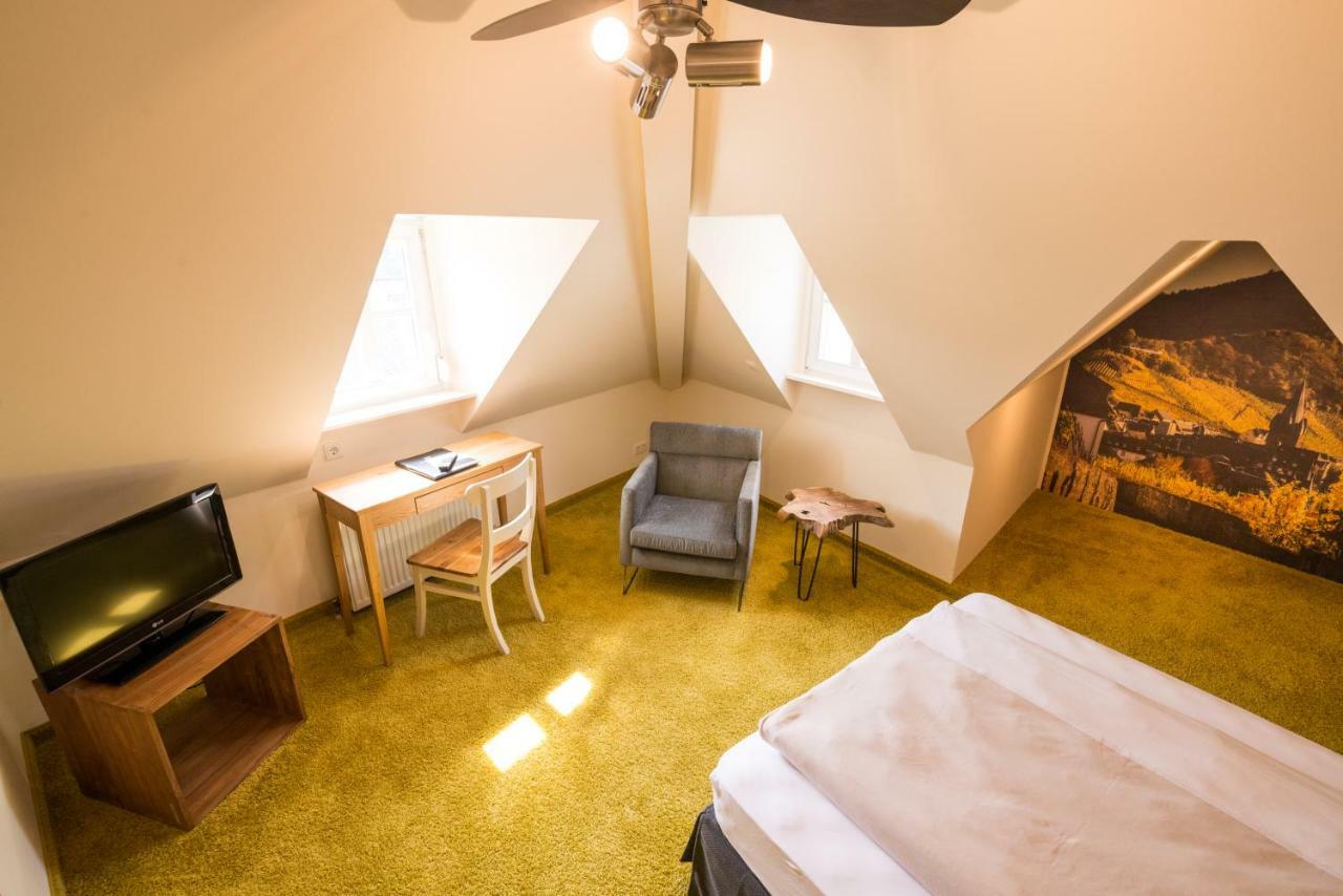Hotel Deutschherrenhof Zeltingen-Rachtig Kültér fotó